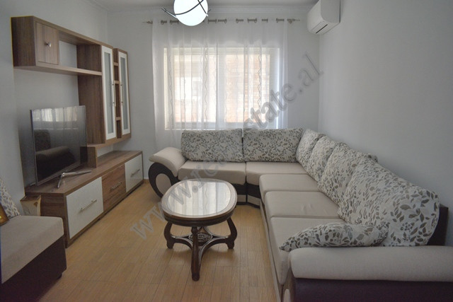 Apartament 4+1 me qira ne rrugen Mine Peza ne Tirane
